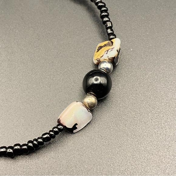 Mixed Bead Bracelet - Picture 4 of 7